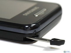 时尚大屏触控新体验 三星S5233，不足800元的全能伙伴与蓝牙自拍器魅力